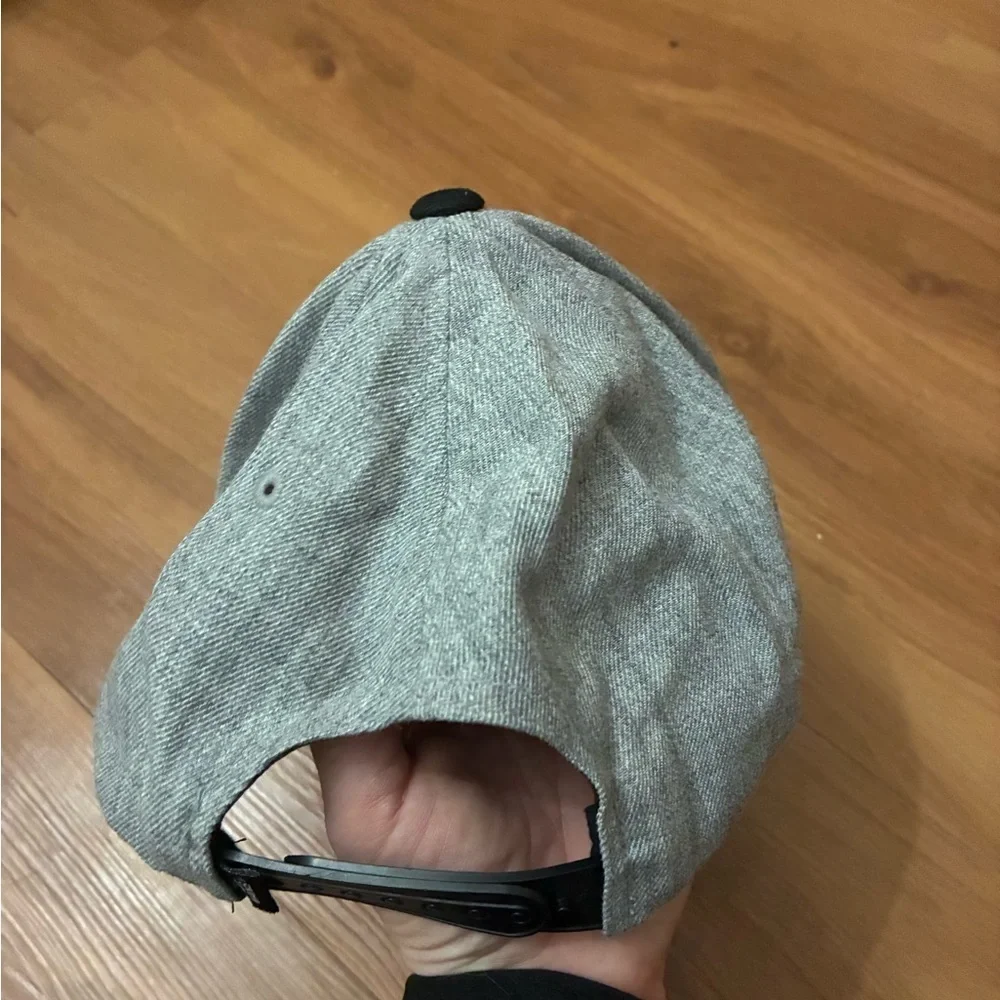 Vans Two-Tone Gray and Black Hat
